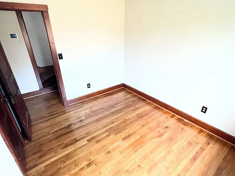 710 Jeter St — Photo 6