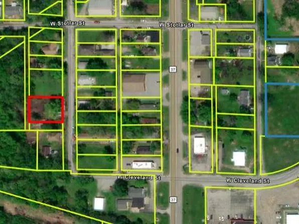 714 S Douglas St, West Frankfort, IL 62896