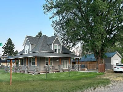 208 E 7 S, Saint Anthony, ID, 83445