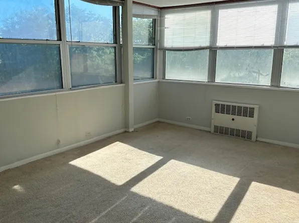 510 Sheridan Rd APT 401, Evanston, IL 60202