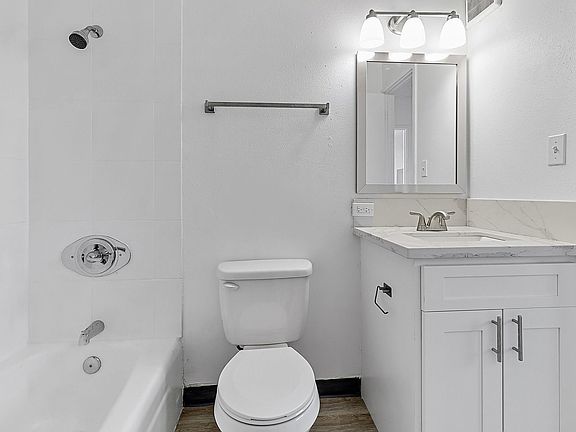 5th image of 1463 Lusitana St #45