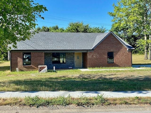 1st image of 110 Foxtail Ln