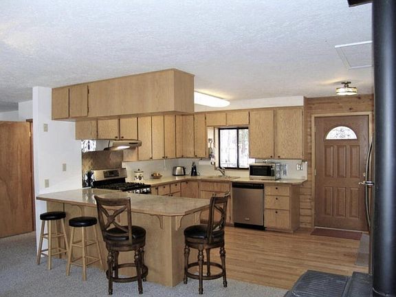 5th image of 52015 Old Wickiup Rd