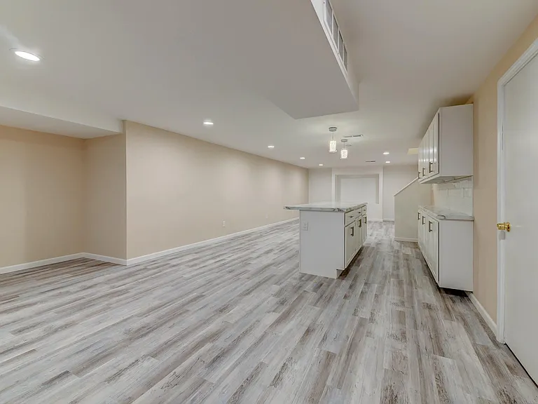 814 Fernview Dr — Photo 39