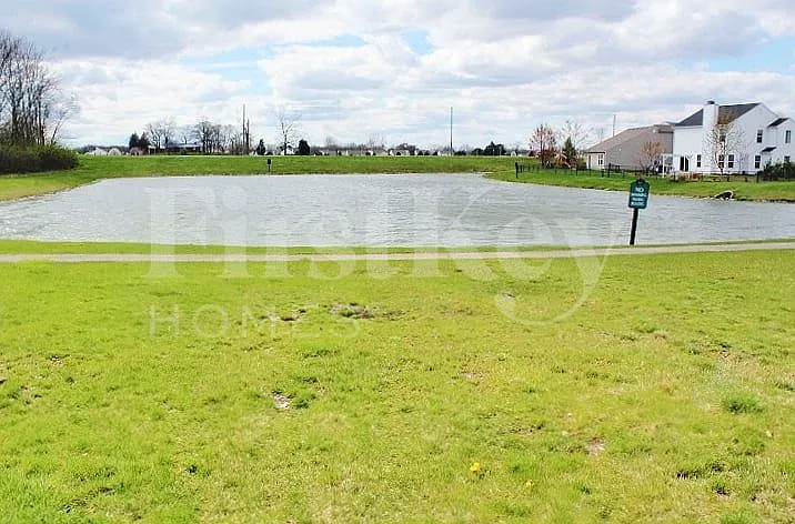 3 bed, 2.0 bath, 1670 sqft, $2,120 — Photo 3