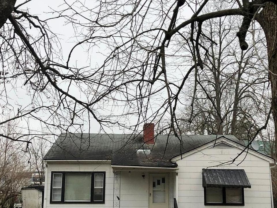 2nd image of 100 Virginia Ave