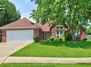 2711 W Wood St, Rogers, AR 72756