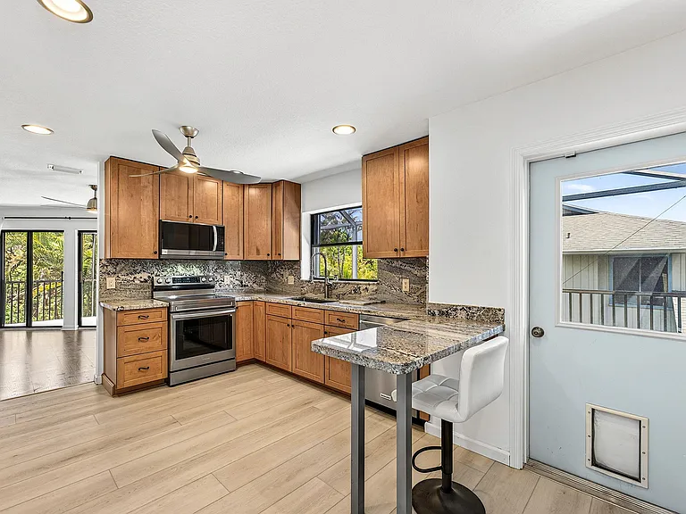 5662 SE Schooner Oaks Way — Photo 13