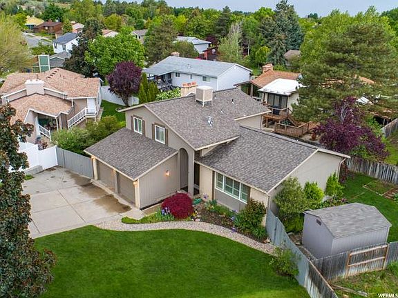 3rd image of 3175 E Nutree Dr