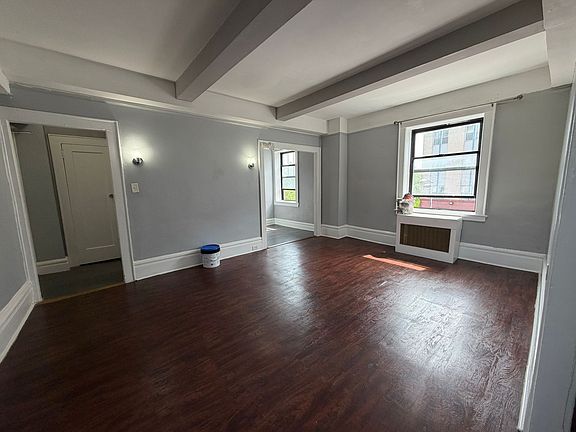 4th image of 23 N Harrison St #33E