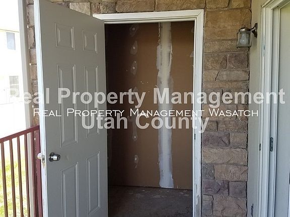 4th image of 1656 Westbury Way APT H
