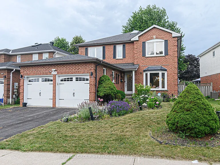 209 Bassett Blvd — Photo 2