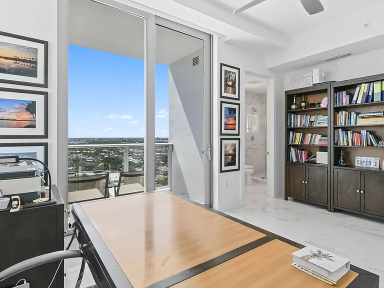 1 Water Club Way #Penthouse 2204 — Photo 32
