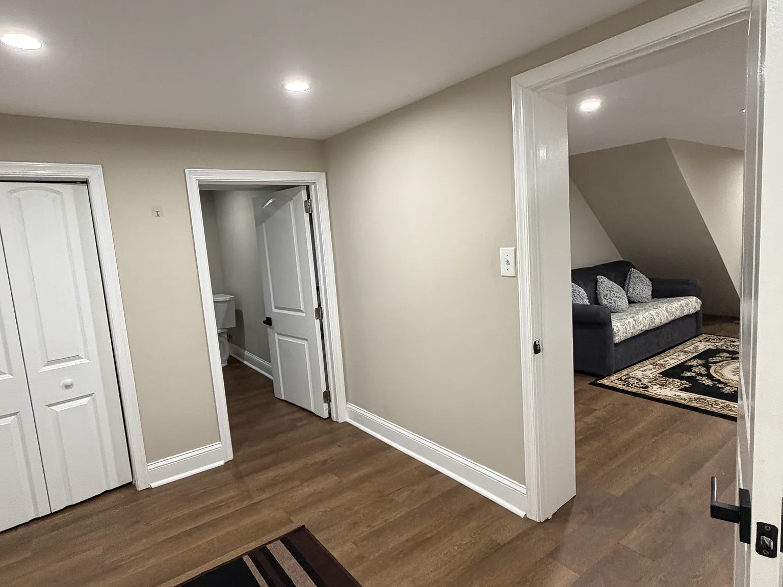 1 bed, 800 sqft, $1,000 — Photo 2