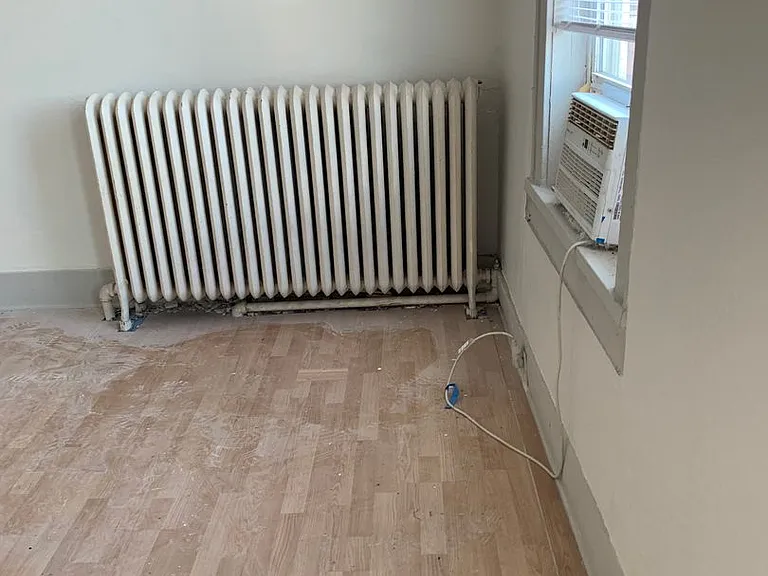 903 Main St — Photo 11