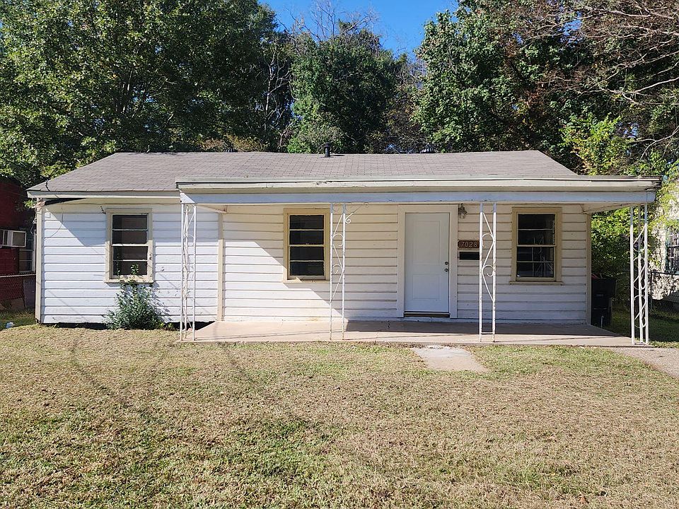 1st image of 7028 Karen St