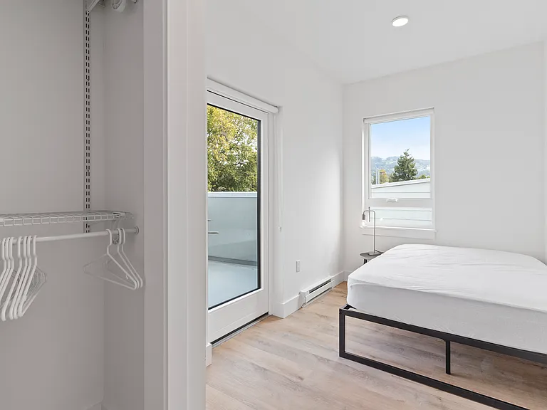 1719 University Ave #403 — Photo 25