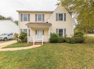 2201 Franklin Ct, Burlington, NC 27215