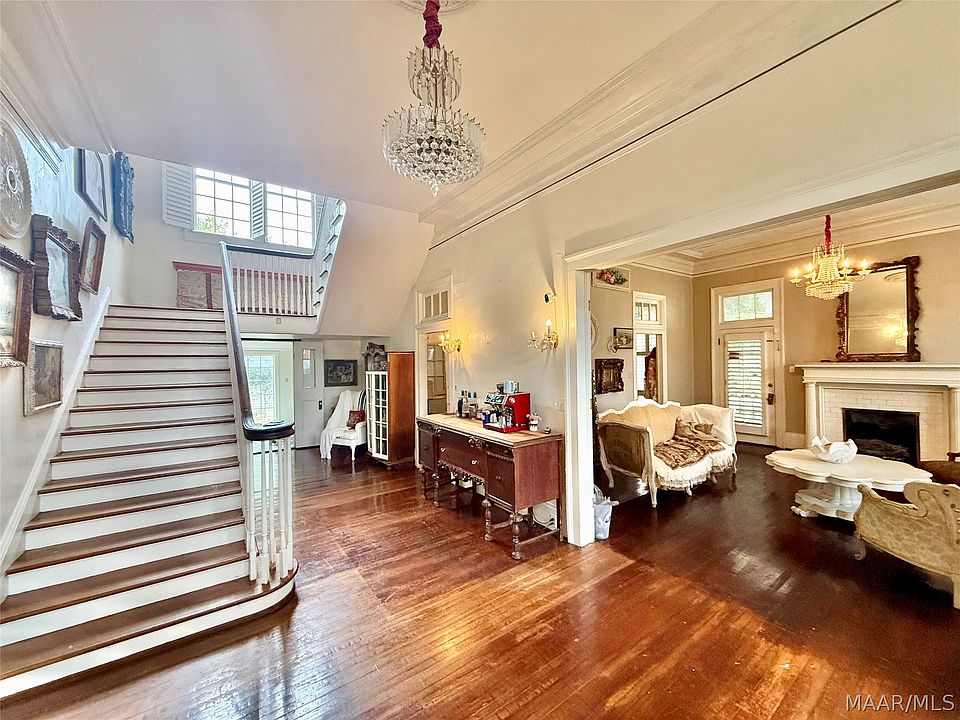7th image of 801 Washington St