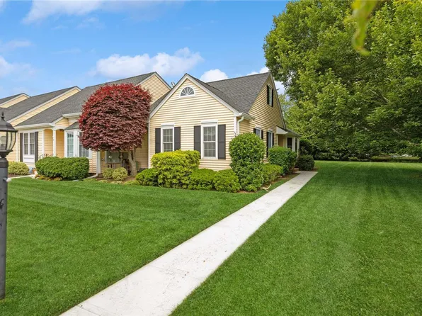 2555 Youngs Avenue #3A, Southold, NY 11971