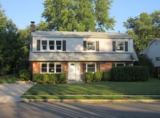 13203 Keystone Dr, Woodbridge, VA 22193