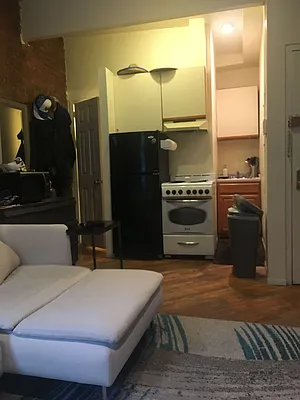 Rented by Meraki Realty LLC | media 8