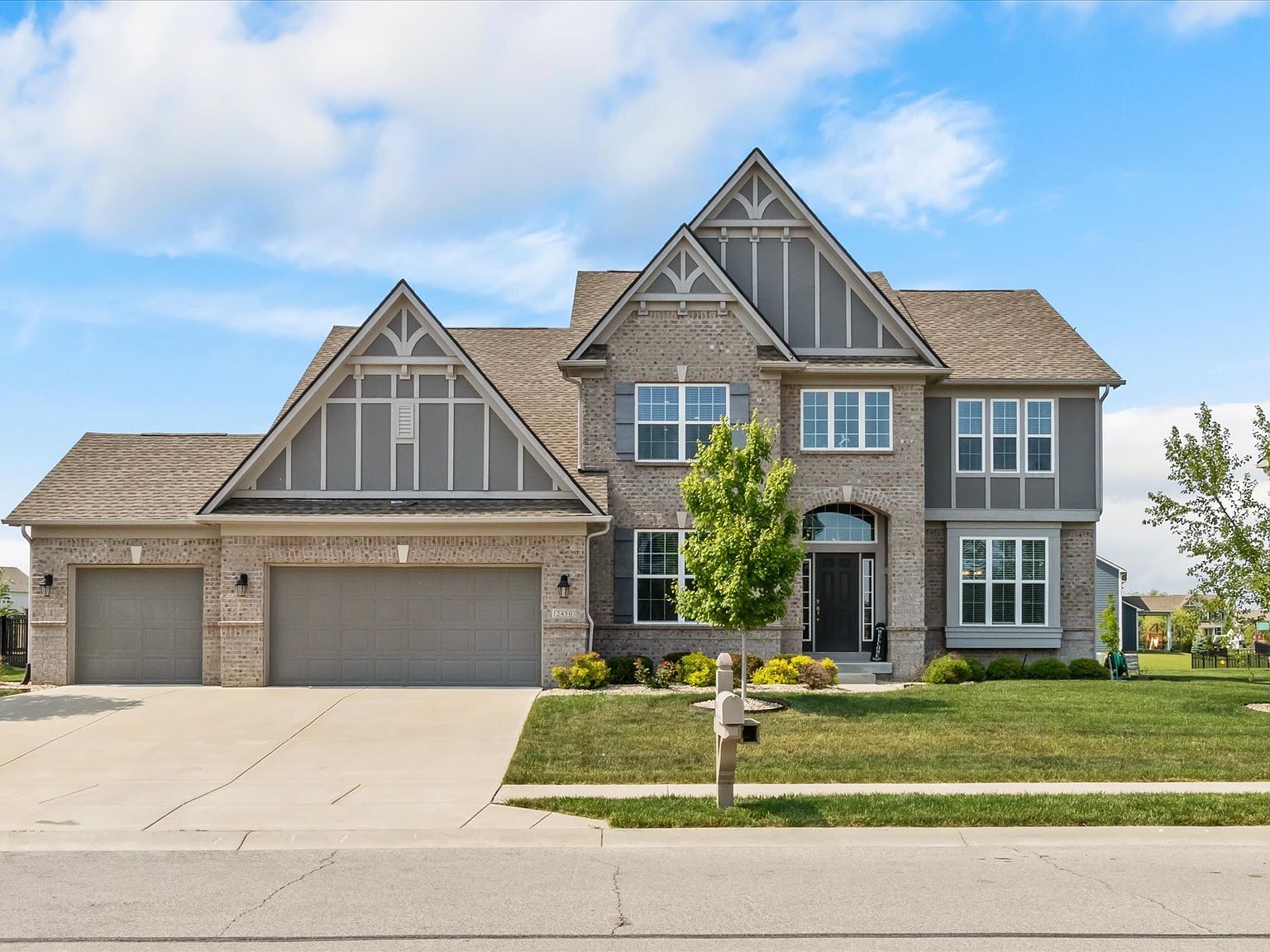 2450 Stonehaven Dr, Avon, IN 46123 Zillow