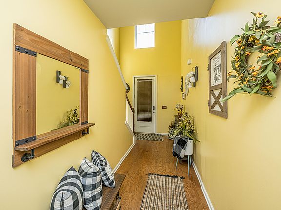 4th image of 195 Hickory Ridge Way