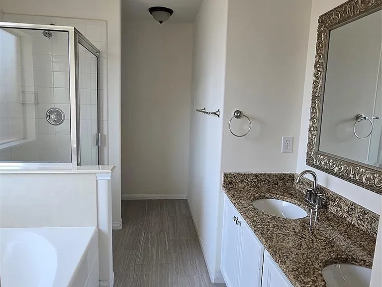 1823 Creegan Park Ct — Photo 8