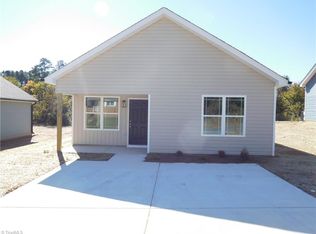 1009 Thomason St, Lexington, NC 27292