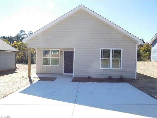1009 Thomason St, Lexington, NC 27292