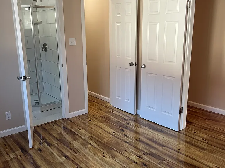 1761 E 1st St #4 — Photo 19