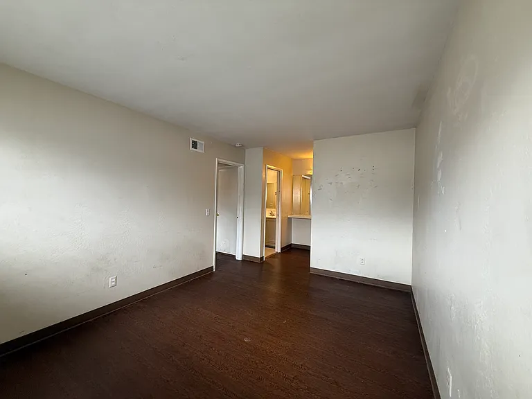280 Richfield Dr #4 — Photo 11