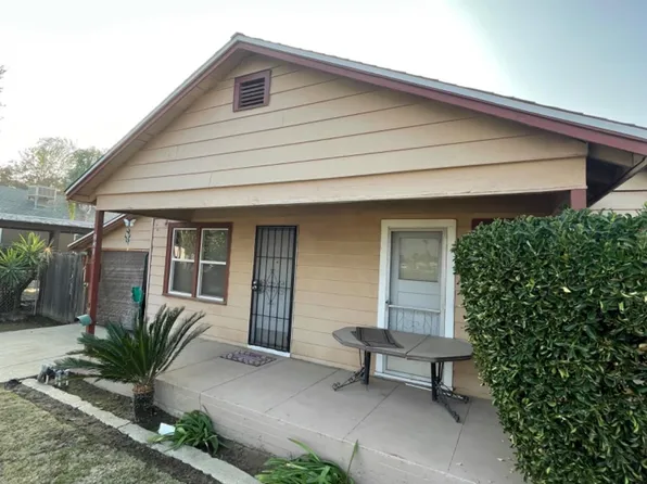 521 Faller Ave, Sanger, CA 93657
