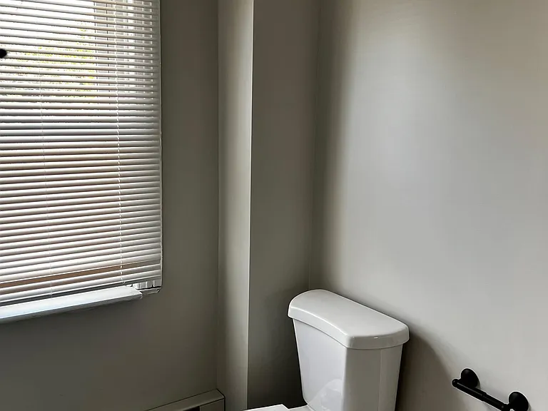 157 3rd St #2 — Photo 4