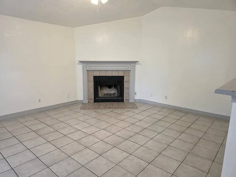 375 Fantail Loop — Photo 8