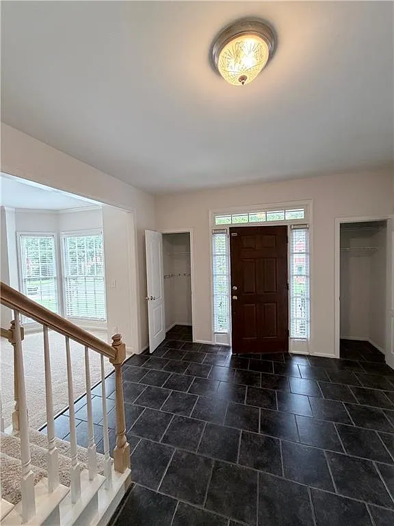 4 bed, 4.0 bath, 3075 sqft, $3,700 — Photo 4