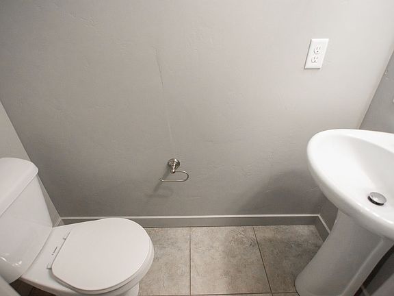 5th image of 14452 S Derwent Ct