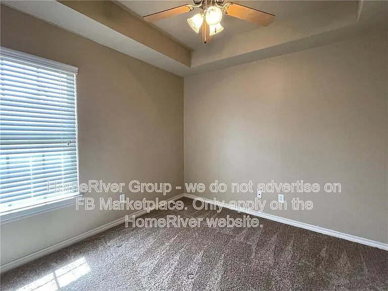 914 SW 92nd St — Photo 5