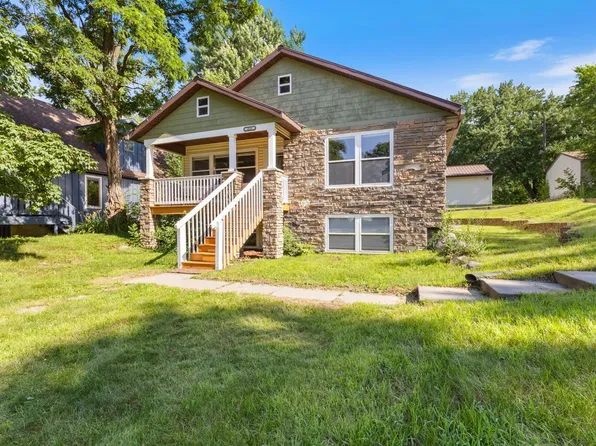 251 Cottage Pl, Shoreview, MN 55126