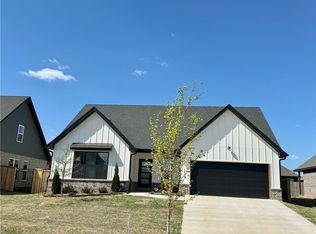 3206 SW Rosemont Ave, Bentonville, AR 72713