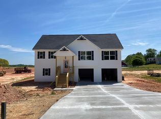 329 Kodiak Rd, Carrollton, GA 30116