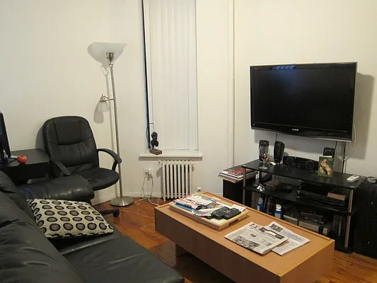 Rented by Chartwell Manhattan Realty | media 16