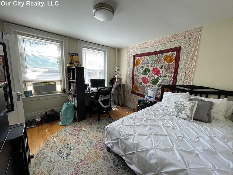 Craigie Cir — Photo 17