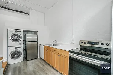 Rented by Bond New York