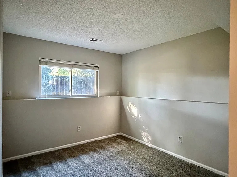 8599 Rabbitbrush Way — Photo 30