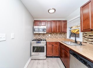 1325 1st St, Rensselaer, NY 12144