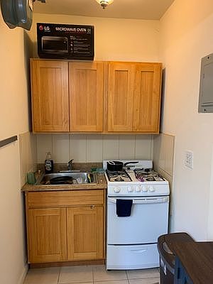 1st image of 561 Lenox Ave #17A
