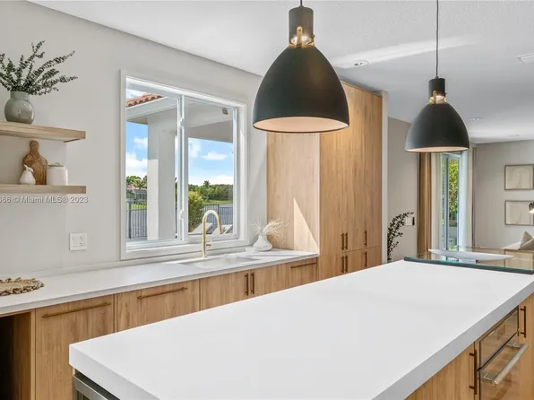 4170 Staghorn Ln, Weston, FL 33331