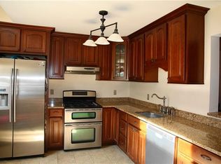 15 Franklin Pl, Washingtonville, NY 10992